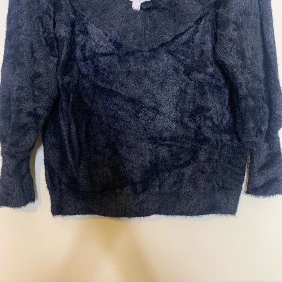 NWT Chelsea28 Black Off Shoulder Knit V Neck Long Sleeve Sweater Medium - Picture 7 of 11